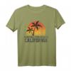 Retro Huntington Beach Surfen T-Shirt - Vintage California Orange County Surfer Design mit Sonnenuntergang, ideales Geschenk für Surfer und Strandliebhaber