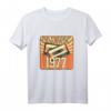 43. Geburtstagsgeschenk Klassische Kassette Jahrgang 1977 T-Shirt – Vintage Design für Retro-Feiern & Geburtstagsgeschenke