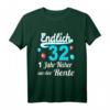 32. Geburtstag T-Shirt für Mann und Frau - Geschenkidee zum 32. Ehrentag, Jahrgang 1990, humorvoll und persönlich