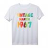 Jahrgang März 1967 T-Shirt - Klassisch geschnitten, doppelt genähter Saum, Perfektes Geburtstagsgeschenk