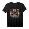 22 Jahre Geschenk Jahrgang 1998 Gamer Level 22 T-Shirt – Perfekt für Retro-Videospiel-Fans und Geburtstagsfeiern