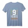 Kinder Geburtstag 9 Geschenke Shirt - Für Jungen und Mädchen, Klassisch geschnitten, Perfekt zum 9. Geburtstag