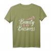 Schönheit ist mein Beruf Kosmetikerin T-Shirt – Klassisch geschnitten, doppelt genähter Saum, ideal für Beauty-Profis und als Geschenk