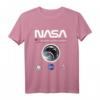 NASA Artemis Mission T-Shirt - Erste Frau zum Mond Design, offiziell genehmigt, ideal für Raumfahrtfans & Wissenschaftsbegeisterte