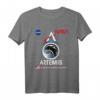 NASA Artemis Mission T-Shirt - Erste Frau zum Mond, Offizielles Design für Raumfahrtfans & Weltraum-Enthusiasten