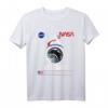 NASA Artemis Mission T-Shirt - Erste Frau zum Mond, Offizielles Design für Raumfahrtfans & Weltraum-Enthusiasten
