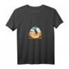 Queen Of Halloween T-Shirt mit fliegender Hexe auf Besen vor Mond – Perfekt für Kinder, Mädchen und kleine Hexen zu Halloween