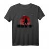 Werwolf unter einem Vollblut-Mond-Heulengeschenk T-Shirt - Perfekt für Halloween, Horrorfilme & gruselige Fans