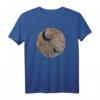Mensch schaukelt vor dem Mond - Cooles Weltraum T-Shirt mit Mondschein, Galaxie und Retro-Look für Astronomie- und Sci-Fi-Fans