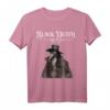 Black Death European Tour Plague Doctor T-Shirt – Gothic Mode mit historischem Design, perfekt für Fans der dunklen Ästhetik