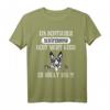 Ein Deutscher Schäferhund geht nicht Gassi - Er rückt aus T-Shirt - Perfektes Geschenk für Hundeliebhaber & Schäferhund-Fans