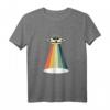 Retro Regenbogen UFO T-Shirt – Buntes Vintage-Design für Sci-Fi- und Außerirdischen-Liebhaber