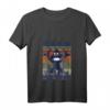 Lustiges Affen T-Shirt mit Pistole - Vintage Damen & Herren Shirt für Weihnachten, Geburtstag & Geschenkideen