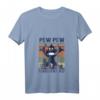 Lustiges Affen T-Shirt mit Pistole - Vintage Damen & Herren Shirt für Weihnachten, Geburtstag & Geschenkideen