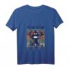 Lustiges Affen T-Shirt mit Pistole - Vintage Damen & Herren Shirt für Weihnachten, Geburtstag & Geschenkideen