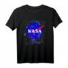 NASA Official Logo In The Stars Graphic Kurzarm T-Shirt – Offiziell lizenziertes Raumfahrt-Design für NASA Fans