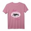 Pudel liegen nicht einfach herum, sie verschönern den Raum - Comicstyle Pudel T-Shirt für Pudelliebhaber und Hundefreunde