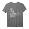 Eat Sleep Chill Repeat Faultier T-Shirt – Lustiges und Gemütliches Shirt für Faulpelze und Faultier-Fans