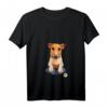 Hoffnungsvoller Hund T-Shirt mit Schoßdesign - Ausdruck von Mitgefühl und Liebe für Tiere