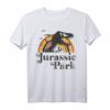Jurassic Park T-Rex Sunset T-Shirt - Offiziell Lizenzierte Dinosaurier Kleidung für Fans