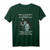 Coole Mädchen sind bei der Feuerwehr Feuerwehrfrau T-Shirt - Lustiges Feuerwehroutfit für Frauen, Mütter & Töchter bei der Feuerwehrjugend