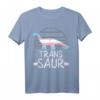 Trans Saur Transexual Dinosaur T-Shirt mit Trans Pride Flagge – Unterstütze die LGBTQ Community mit Stolz und Einigkeit