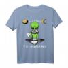 Allergic To Humans Lustiges Alien Ufo Schnupfen T-Shirt – Witziges Sci-Fi Geschenk für Freunde & Familie