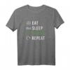 Eat Sleep Invest Repeat Aktien und Kryptowährung Trader T-Shirt – Perfektes Geschenk für Börsenhändler und Investment-Enthusiasten