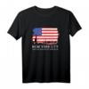New York City Flagge mit Skyline und Freiheitsstatue Liberty T-Shirt – Vintage Retro Design, Patriotisches Geschenk für NYC Fans und Städtereise-Liebhaber