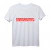 Funny Keine Schwäche zeigen T-Shirt – Motivationsshirt für Kämpfer, Geburtstags- & Weihnachtsgeschenk für positive Menschen