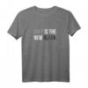Graue Haare Spruch T-Shirt »Grey is the New Black« – Lustiges Trend-Shirt für Grauhaarige & Rentner, Ideales Geschenk