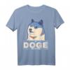 In Doge vertrauen wir Dogecoin Kryptowährung T-Shirt – Stolz zeigen für Krypto-Hodler, Shiba-Liebhaber & Blockchain-Fans
